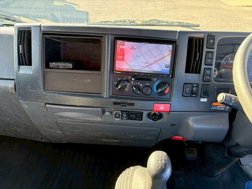 いすゞ エルフ 2RG-NPR88YN(2WD)の写真22