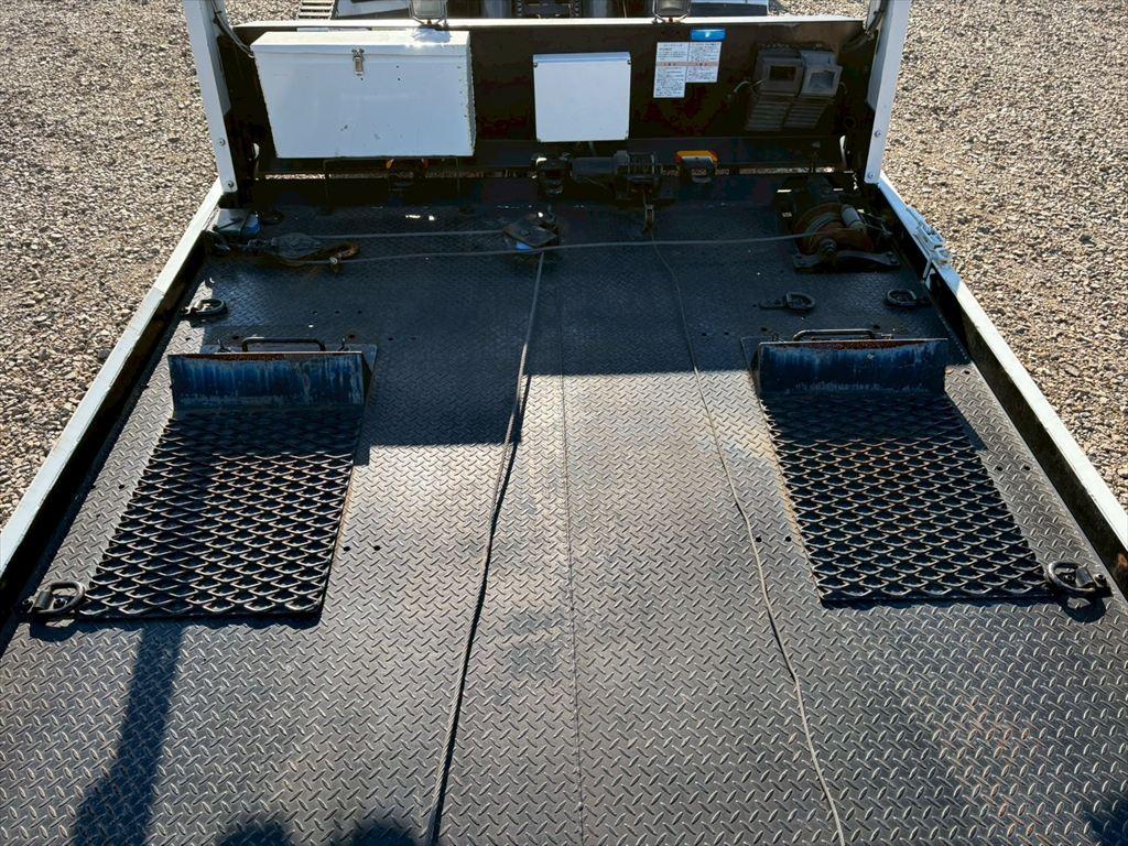 いすゞ エルフ SKG-NPR85YN(2WD)の写真9