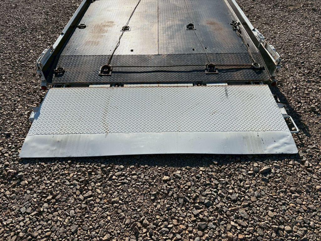 いすゞ エルフ SKG-NPR85YN(2WD)の写真11