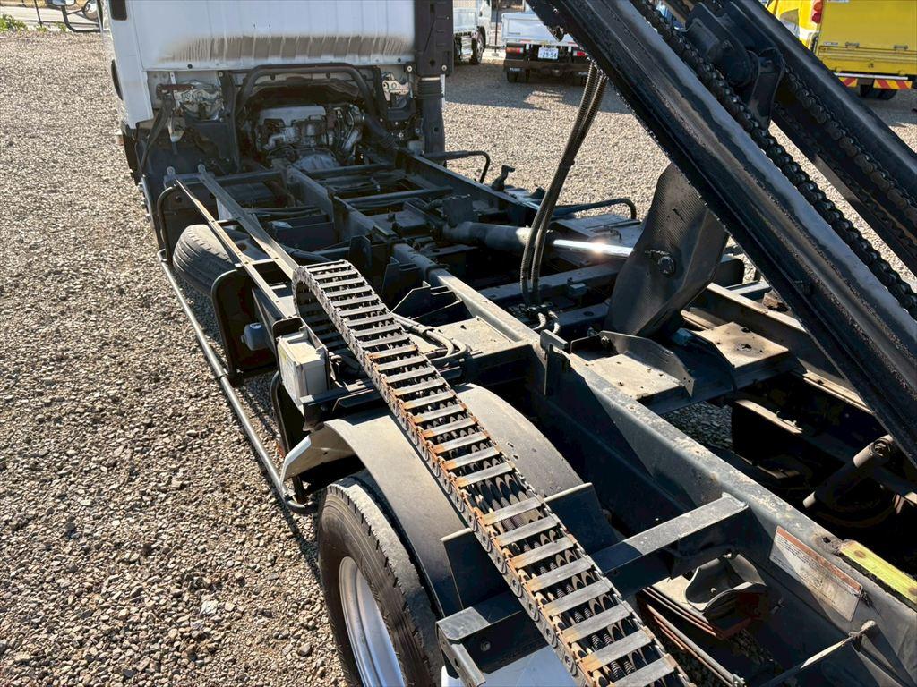 いすゞ エルフ SKG-NPR85YN(2WD)の写真15