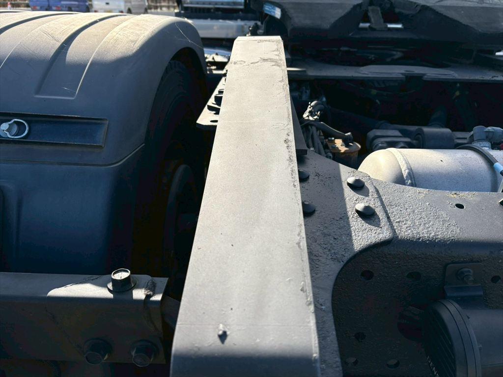 日野 プロフィア 2DG-SH1EEGG(2WD)の写真11