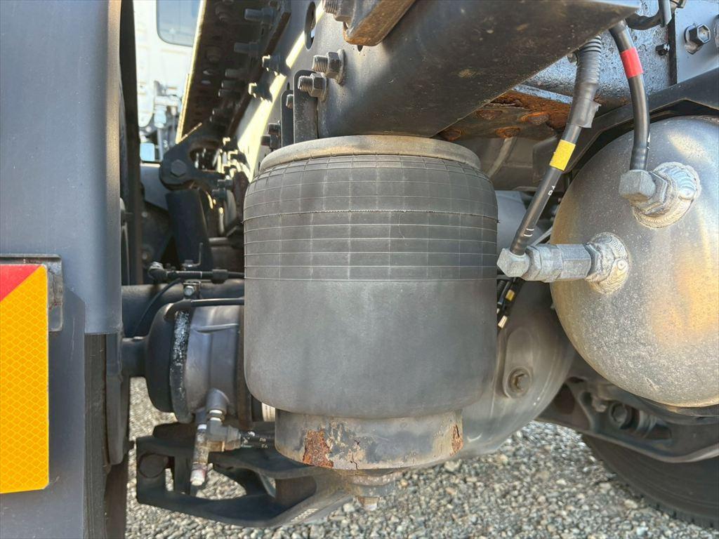 日野 プロフィア 2DG-SH1EEGG(2WD)の写真17