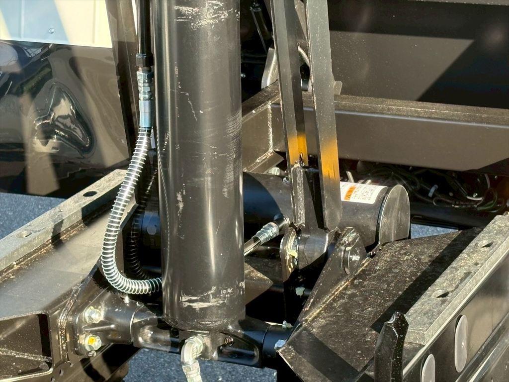 三菱 ファイター 2KG-FK72F(2WD)の写真16