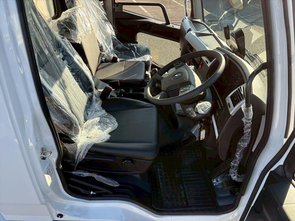 三菱 ファイター 2KG-FK72F(2WD)の写真21