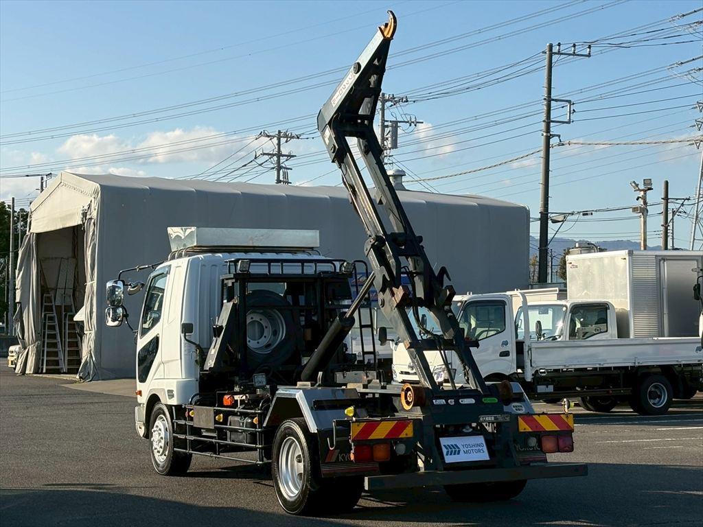 三菱 ファイター 2KG-FK62FZ(2WD)の写真9