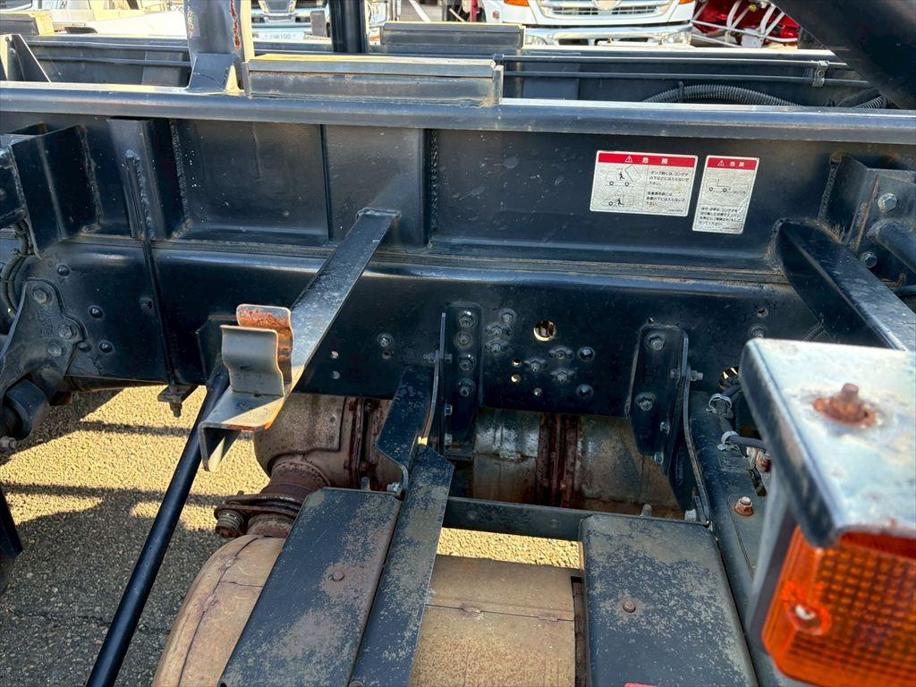 三菱 ファイター 2KG-FK62FZ(2WD)の写真18