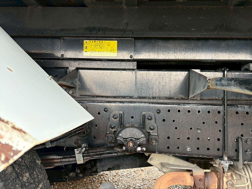 いすゞ フォワード TKG-FRR90S1(2WD)の写真17