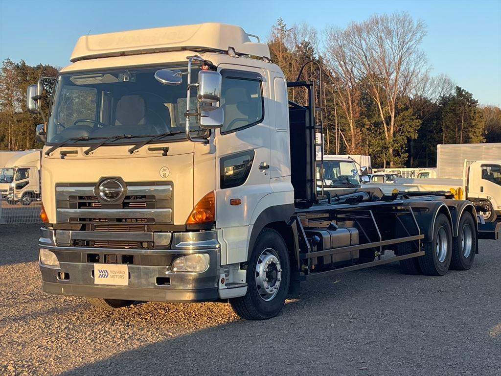 日野 プロフィア QKG-FS1EWBA(6x4)の写真1