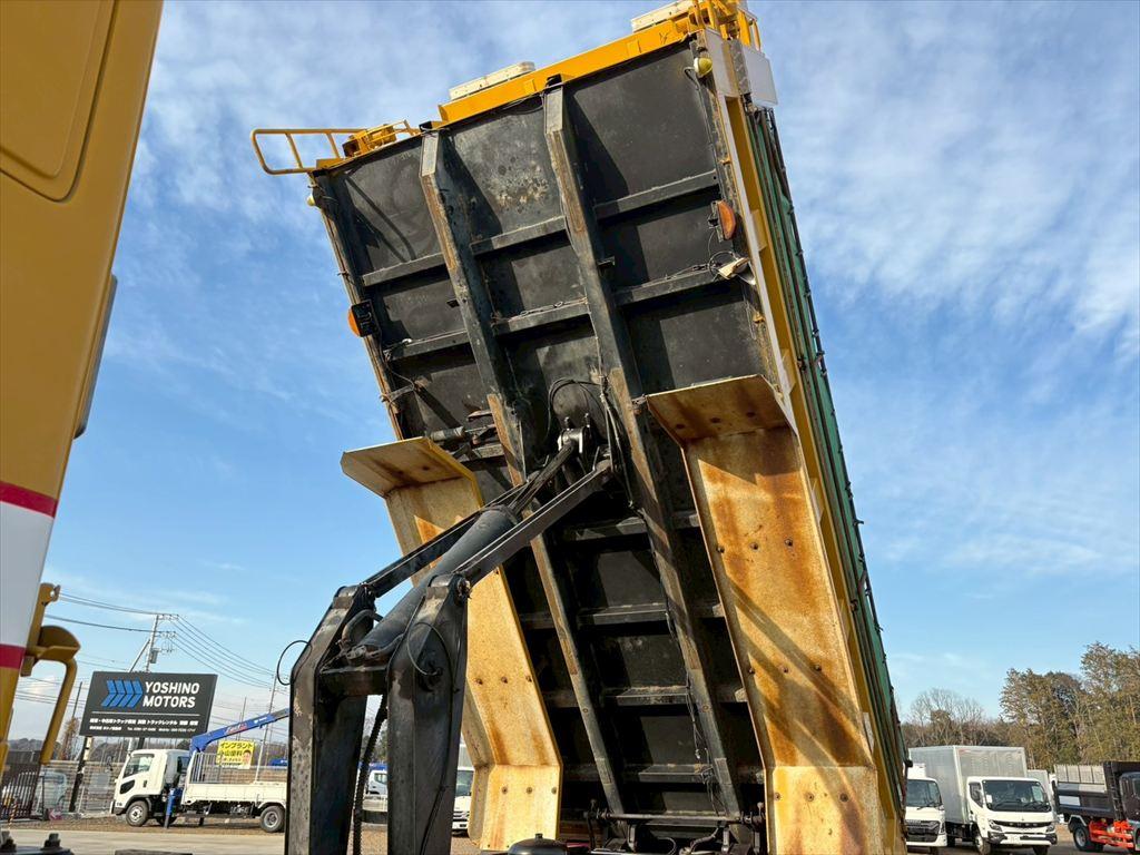 日野 プロフィア QKG-FS1EKDA(6x4)の写真13