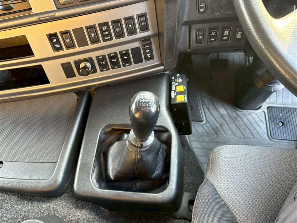 日野 プロフィア QKG-FS1EKDA(6x4)の写真23