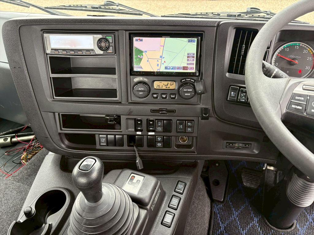 いすゞ ギガ QKG-EXD52BD(2WD)の写真22
