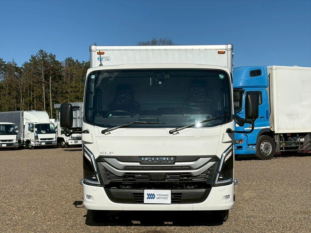 いすゞ エルフ 2TG-NPR88AM(2WD)の写真14