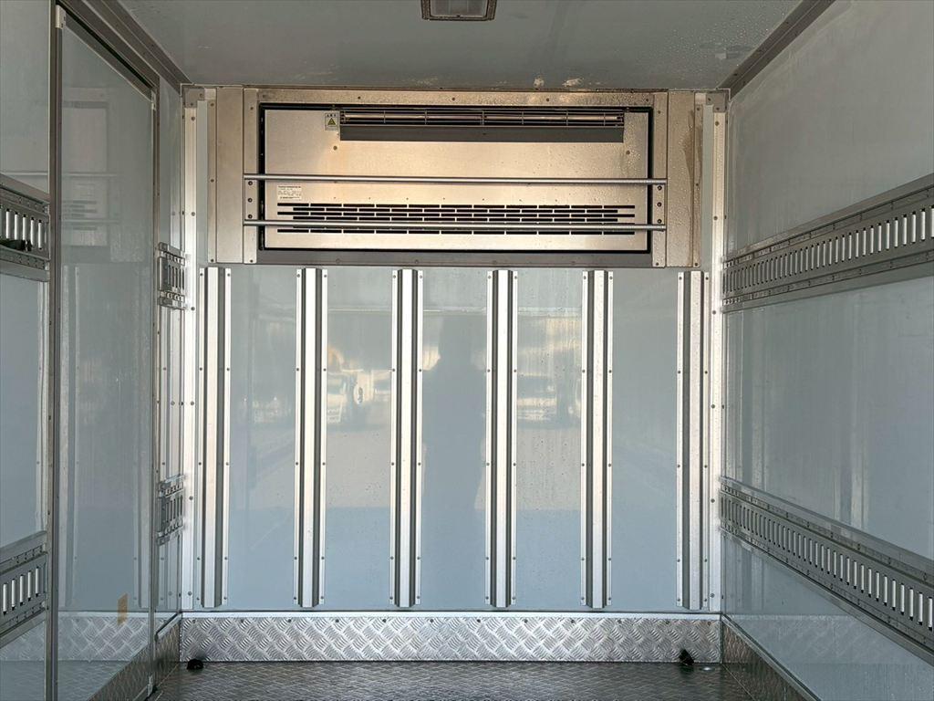 日野 デュトロ 2KG-XZU655(2WD)の写真7