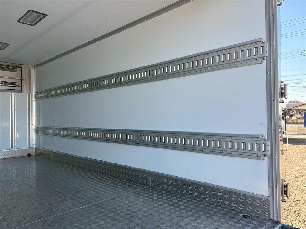 日野 デュトロ 2KG-XZU655(2WD)の写真10