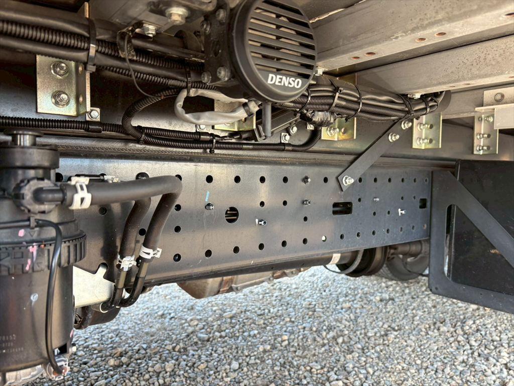 日野 デュトロ 2KG-XZU655(2WD)の写真16