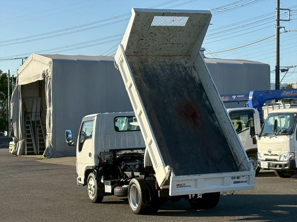 いすゞ エルフ 2RG-NJR88AN(2WD)の写真11