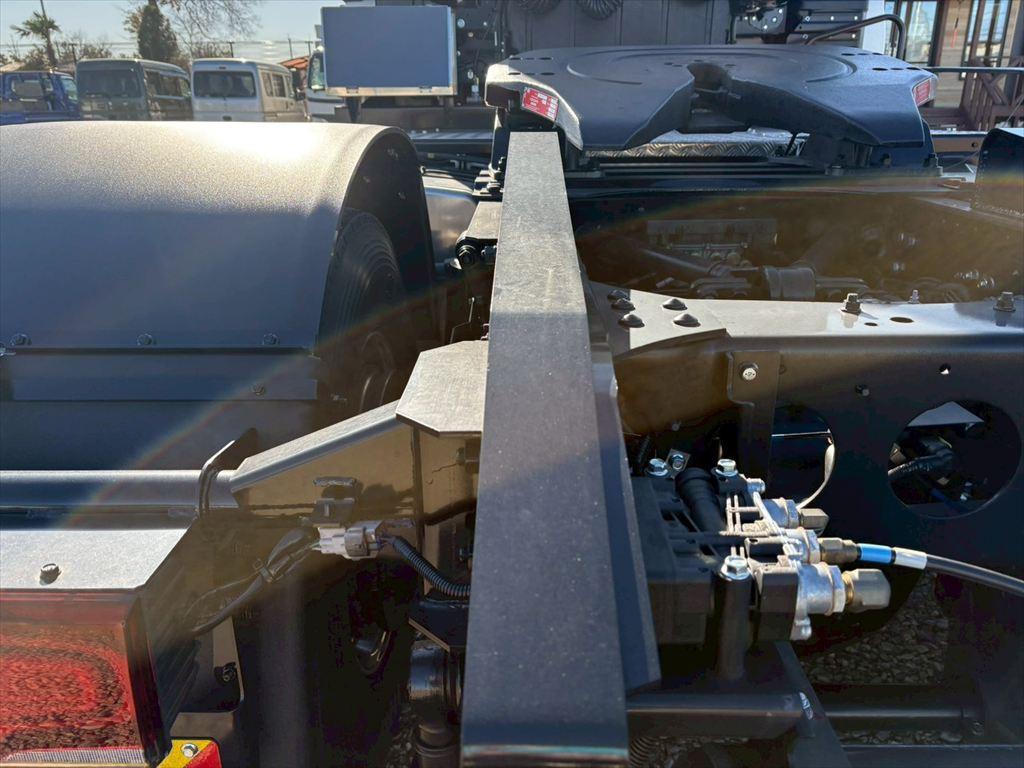 三菱 スーパーグレート 2RG-FP84VDR(2WD)の写真11