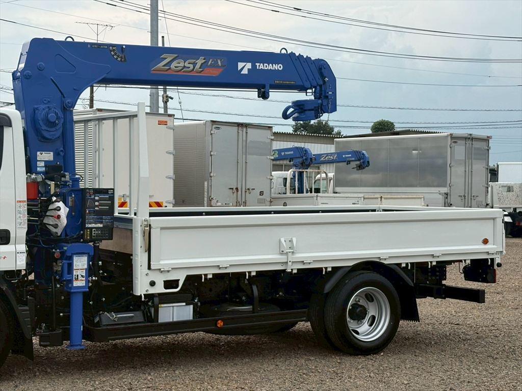 三菱 キャンター 2RG-FEAV0(2WD)の写真6