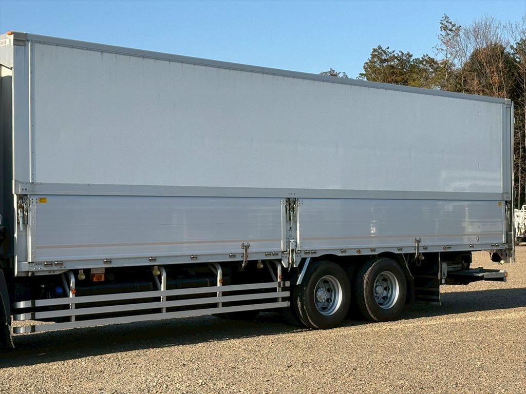 日野 プロフィア QPG-FR1EXEG(6x2)の写真6