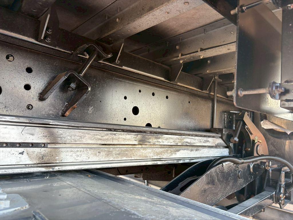 日野 プロフィア QPG-FR1EXEG(6x2)の写真14