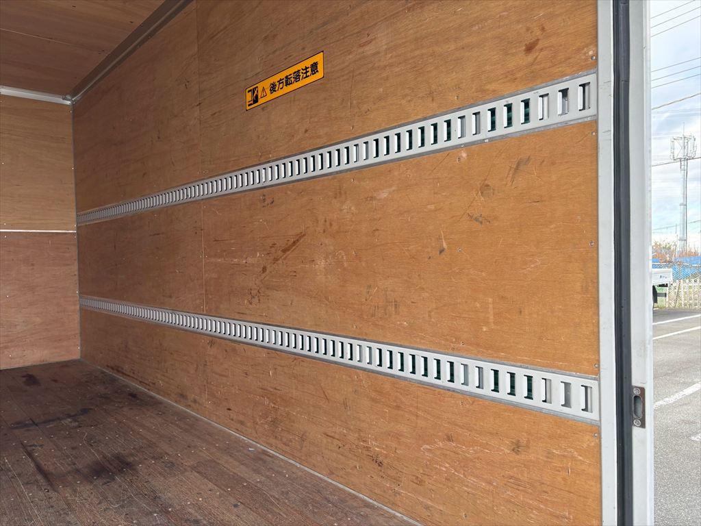 三菱 その他 2RG-FEAV0(2WD)の写真10