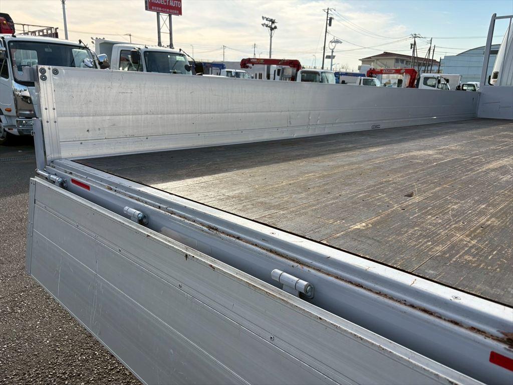 三菱 ファイター 2KG-FK62F(2WD)の写真9