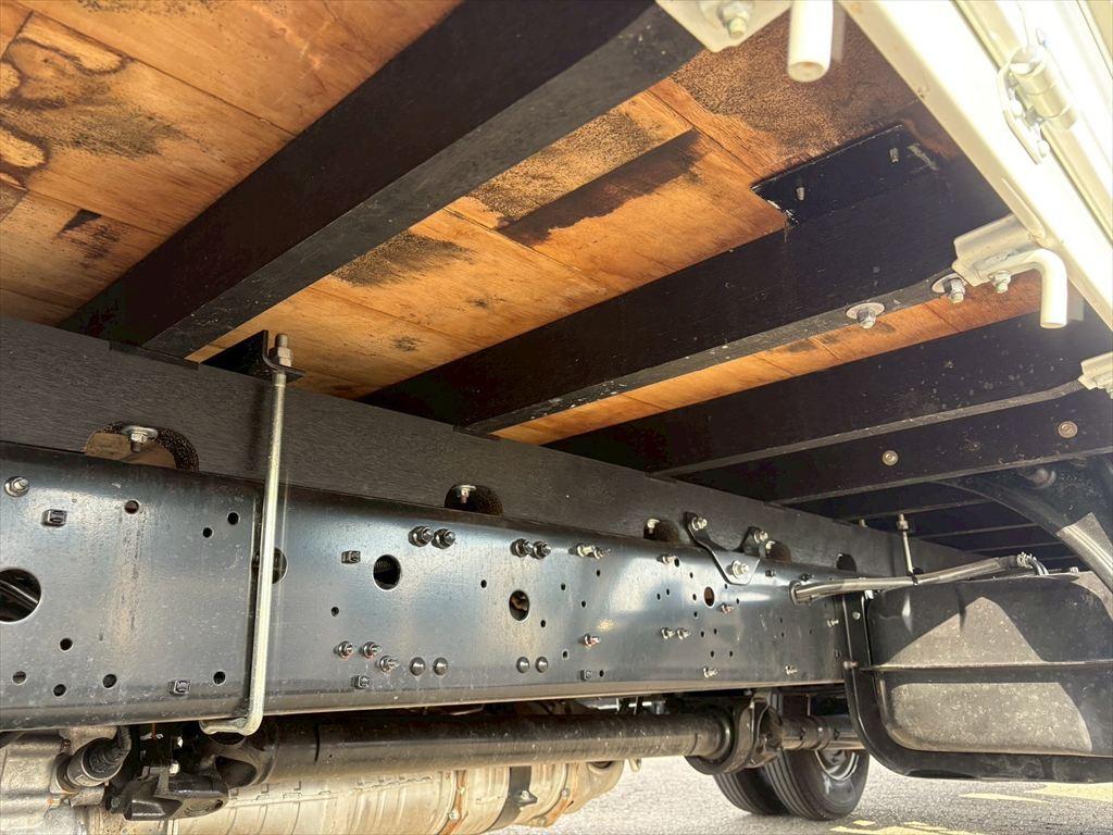 三菱 ファイター 2KG-FK62F(2WD)の写真14