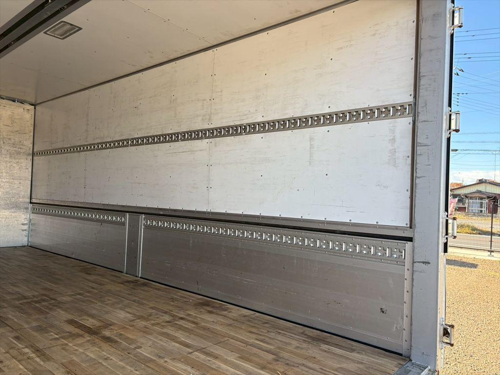 日野 レンジャー 2PG-FD2ABA(2WD)の写真10