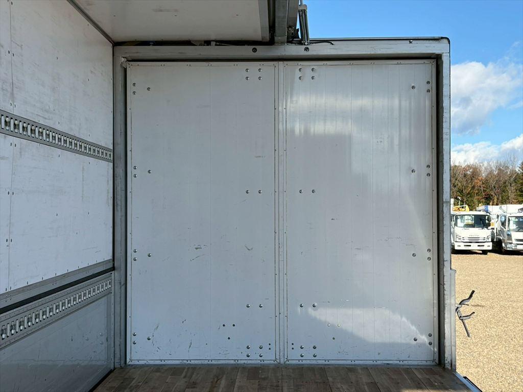 日野 レンジャー 2PG-FD2ABA(2WD)の写真13