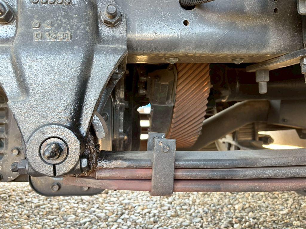 いすゞ ギガ QKG-CYJ77A(8x4)の写真18