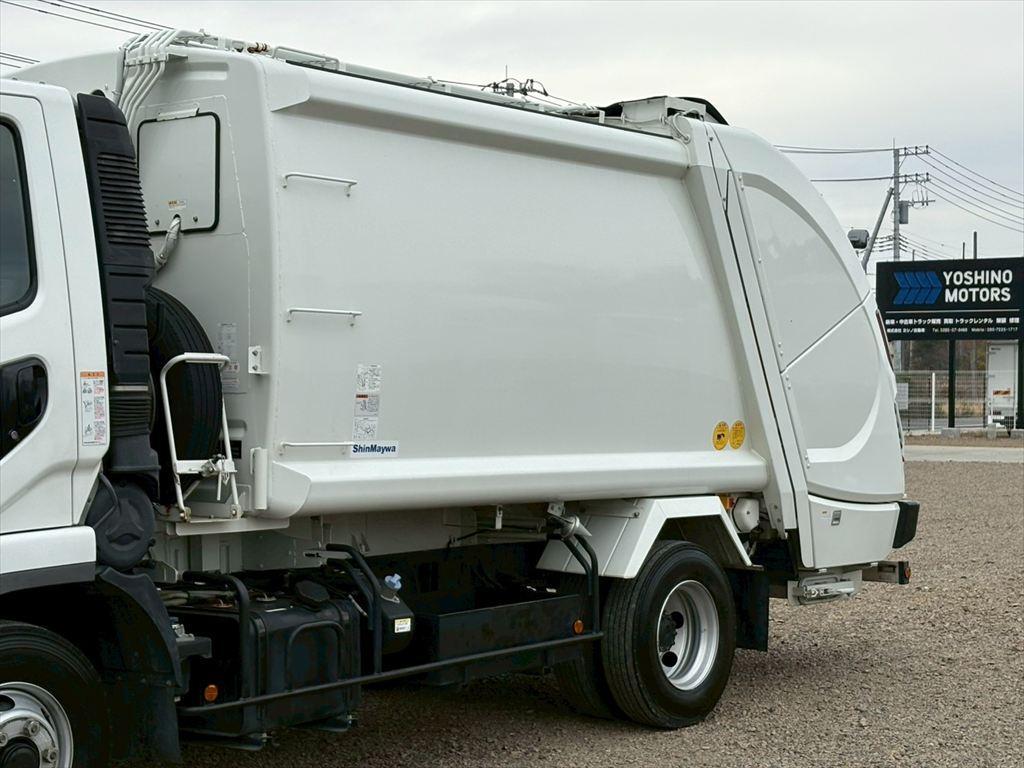 三菱 ファイター 2PG-FK72N(2WD)の写真6