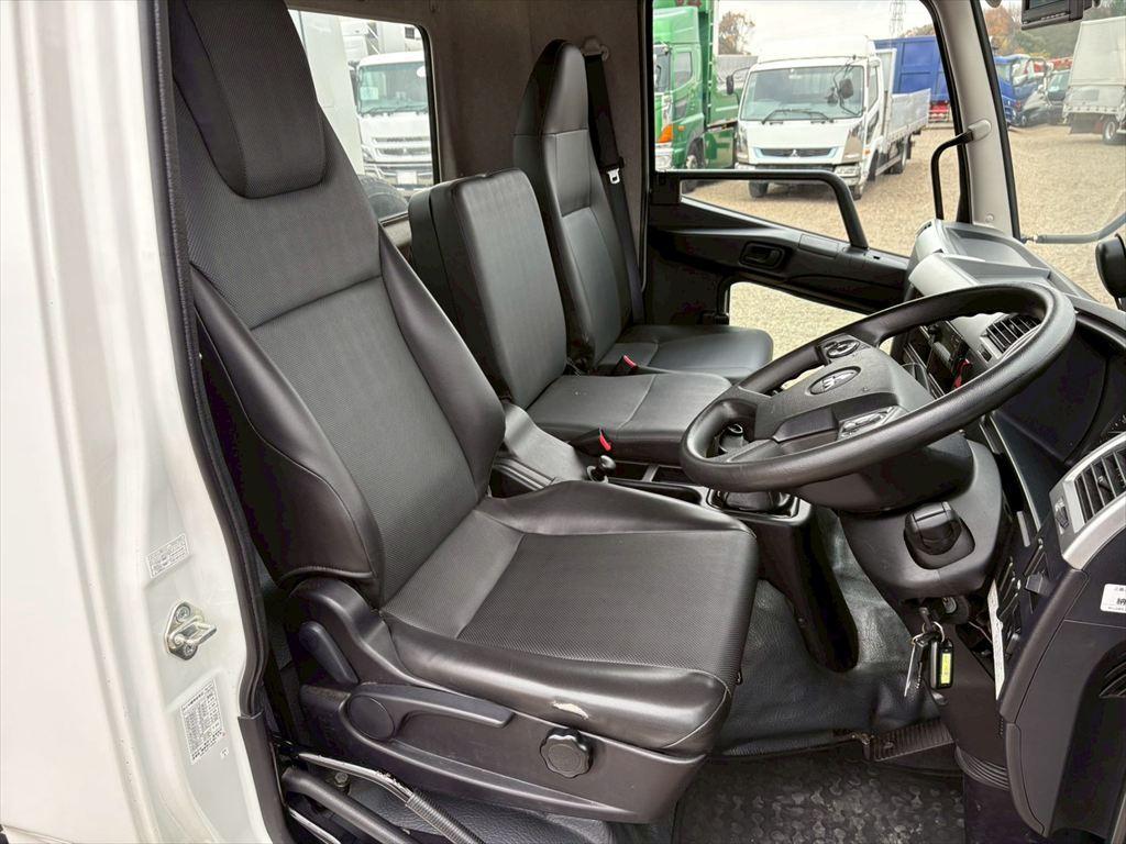 三菱 ファイター 2PG-FK72N(2WD)の写真21