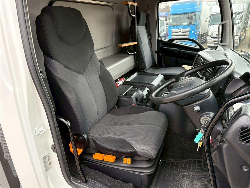 日野 プロフィア QPG-FW1EZEG(8x4)の写真20