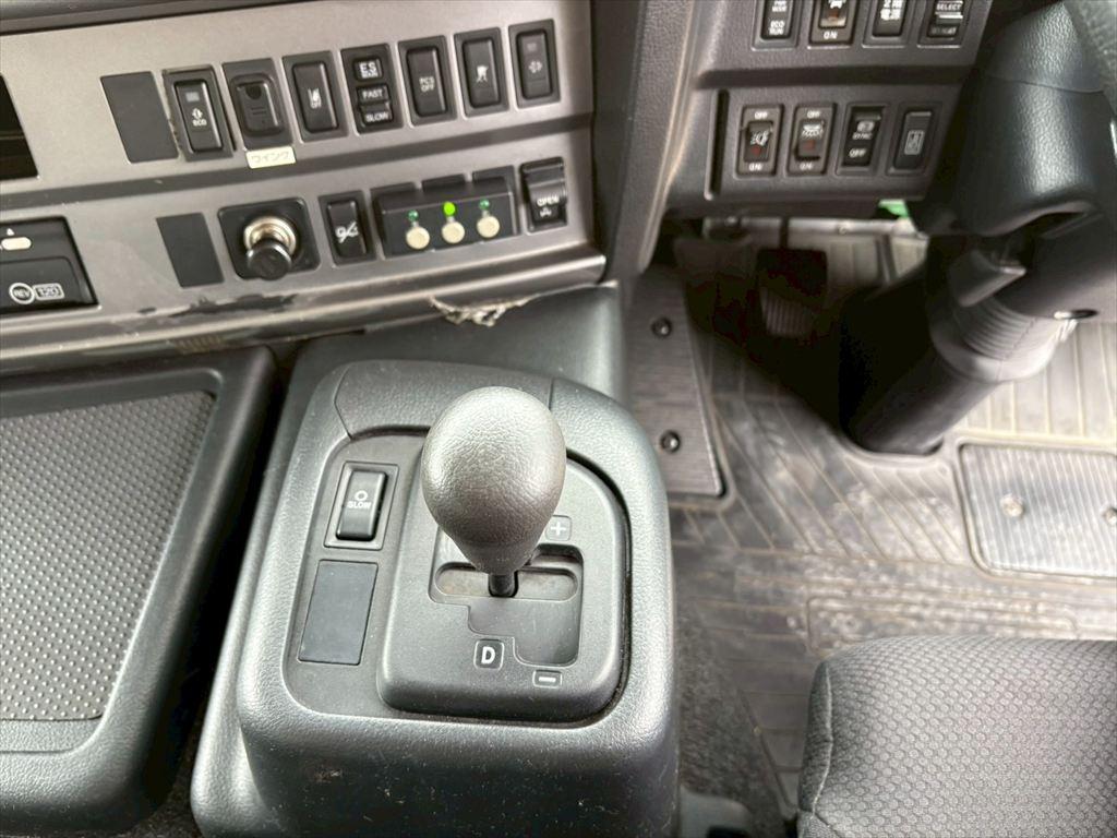 日野 プロフィア QPG-FW1EZEG(8x4)の写真22