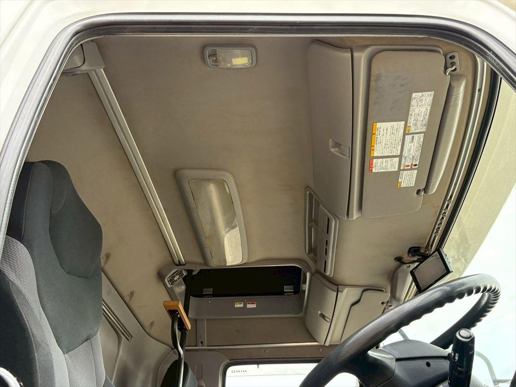 日野 プロフィア QPG-FW1EZEG(8x4)の写真23