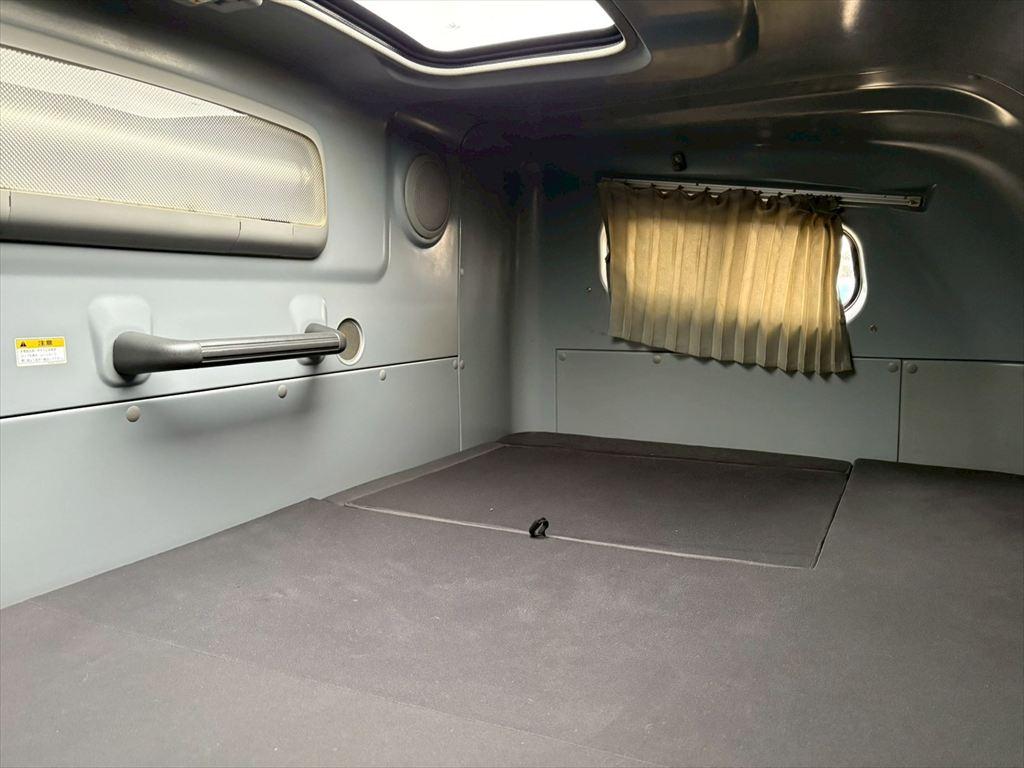 日野 プロフィア QPG-FW1EZEG(8x4)の写真24