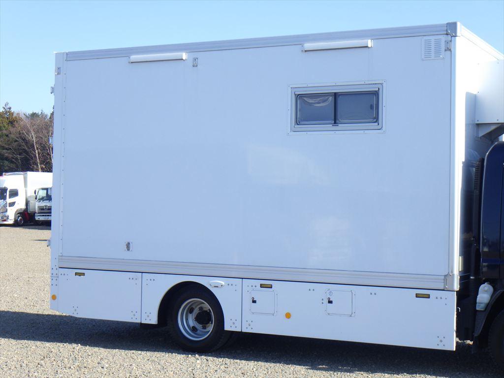 三菱 キャンター TPG-FEB50(2WD)の写真5