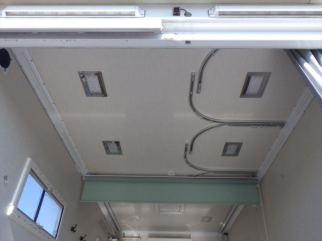 三菱 キャンター TPG-FEB50(2WD)の写真11