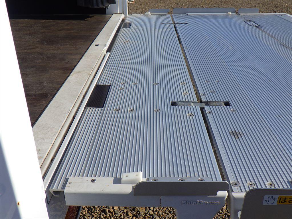 三菱 キャンター TPG-FEB50(2WD)の写真15