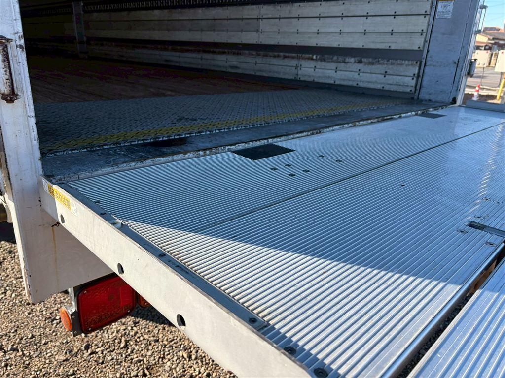 日野 プロフィア QPG-FR1EXEG(6x2)の写真13