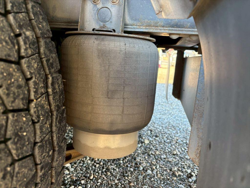 日野 プロフィア QPG-FR1EXEG(6x2)の写真17