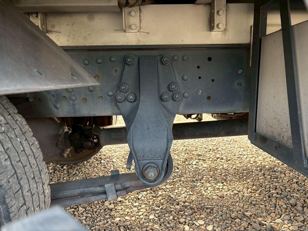 三菱 ファイター TKG-FK64F(2WD)の写真15