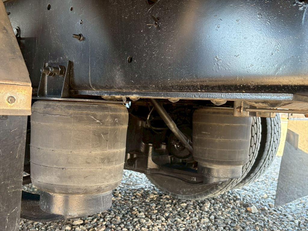 日野 プロフィア LKG-FW1EXBG(8x4)の写真16