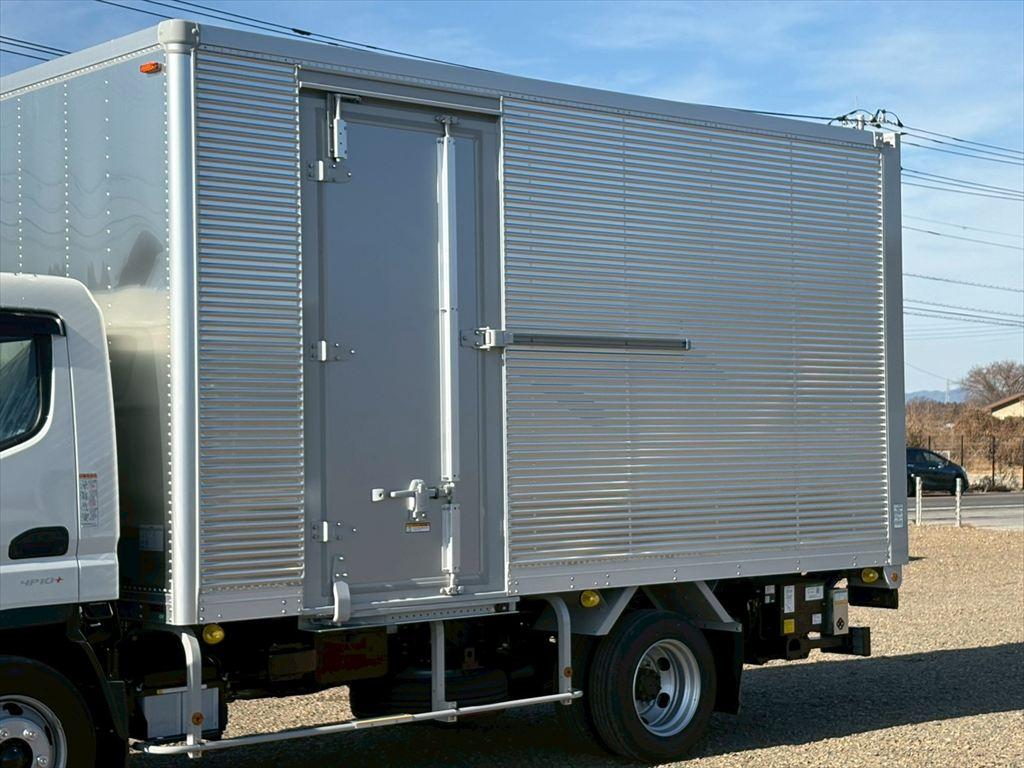 三菱 キャンター 2PG-FEB80(2WD)の写真6