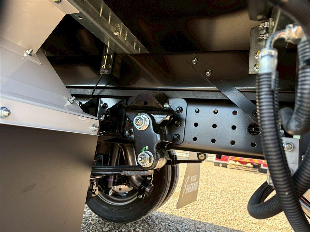 三菱 キャンター 2PG-FEB80(2WD)の写真15