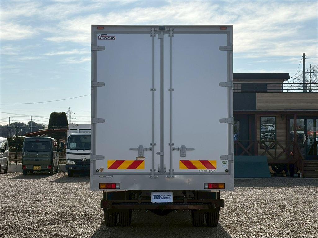 三菱 キャンター 2PG-FEB80(2WD)の写真13