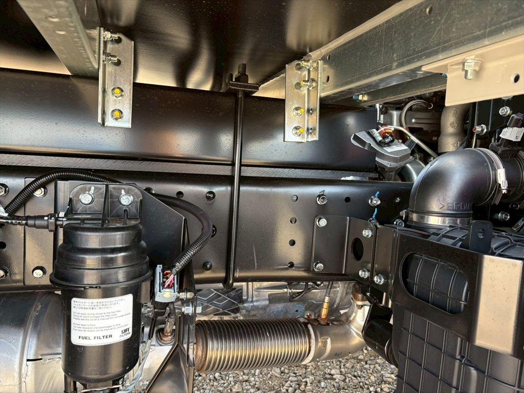 三菱 キャンター 2PG-FEB80(2WD)の写真18