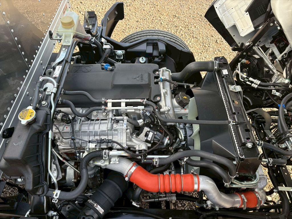 三菱 キャンター 2PG-FEB80(2WD)の写真19