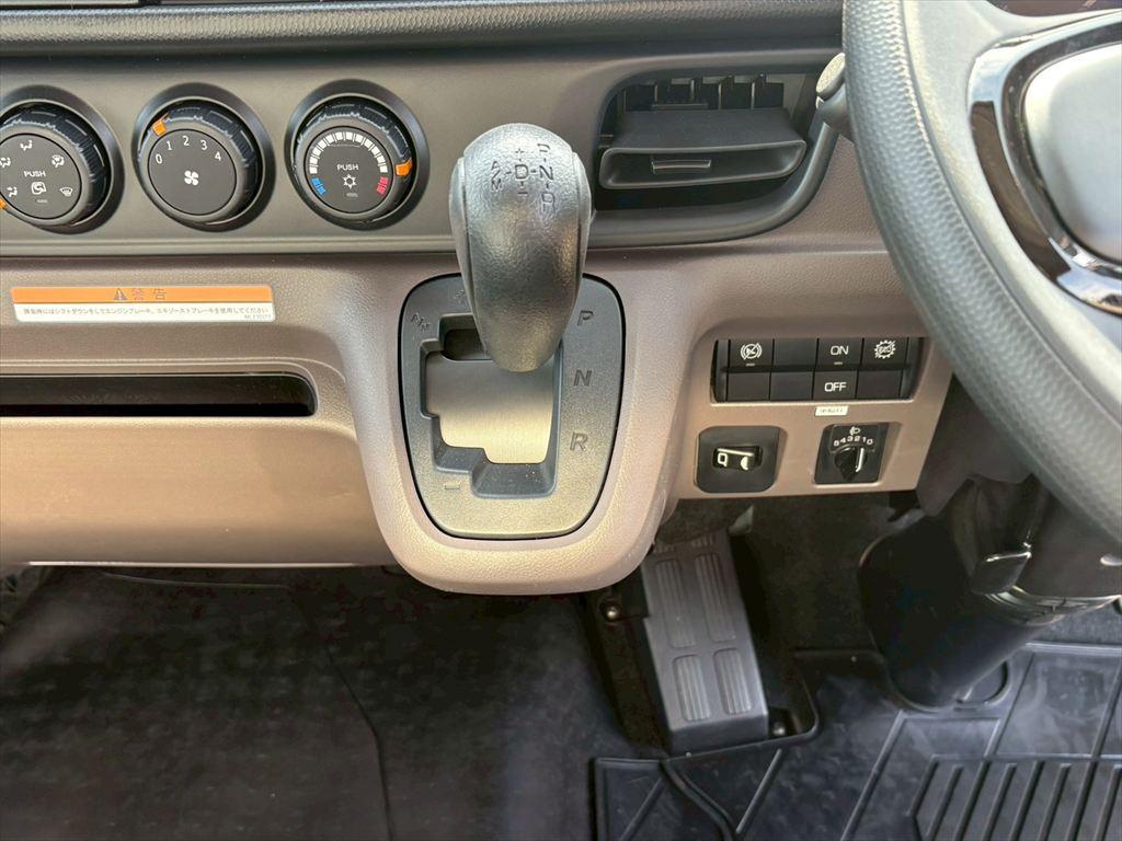 三菱 キャンター 2PG-FEB80(2WD)の写真23