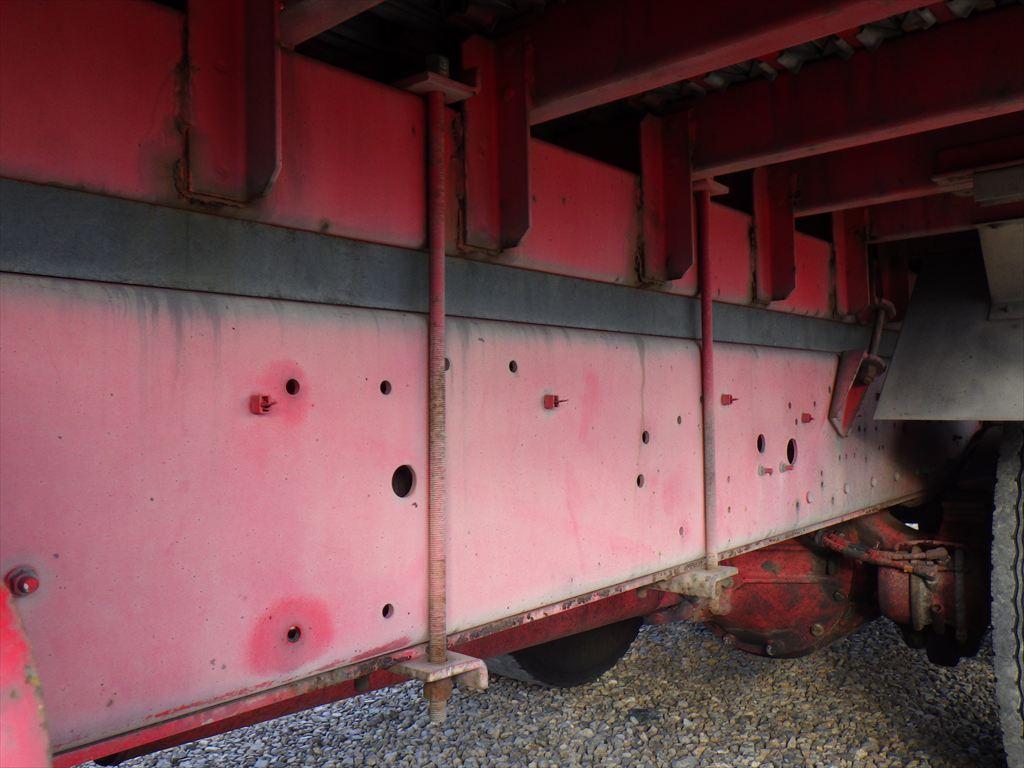 いすゞ ギガ QKG-CYM77A(6x2)の写真14